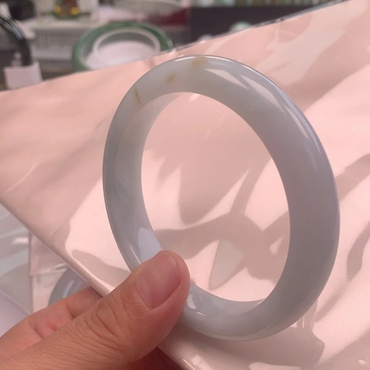 翡翠未镶嵌颈饰天然翡翠A货