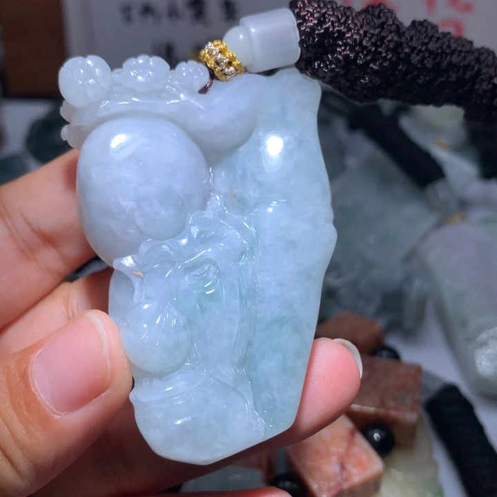 翡翠未镶嵌颈饰保真天然A货翡翠