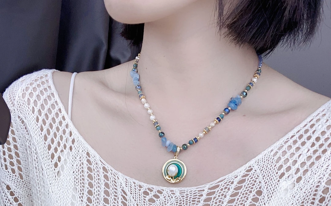 合金贝壳项链 吊坠项链搭配