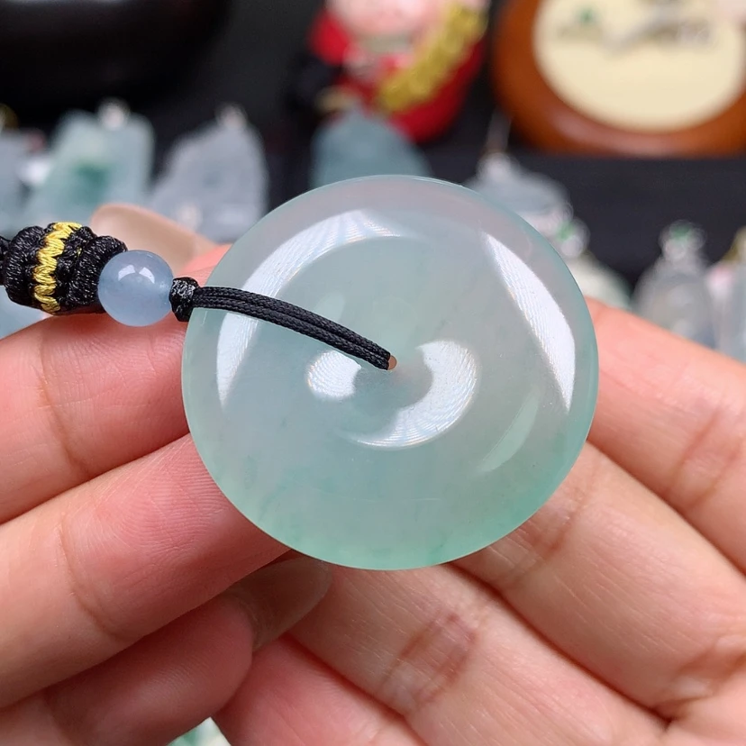 【闪购商品】翡翠颈饰未镶嵌迷*、扣子