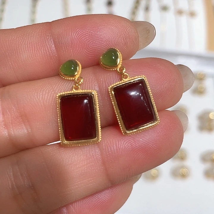 琥珀耳饰银S925镶嵌气质款