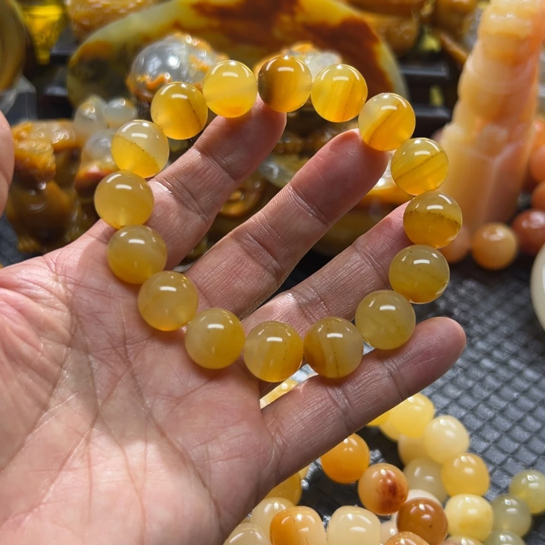 石英质玉未镶嵌颈饰