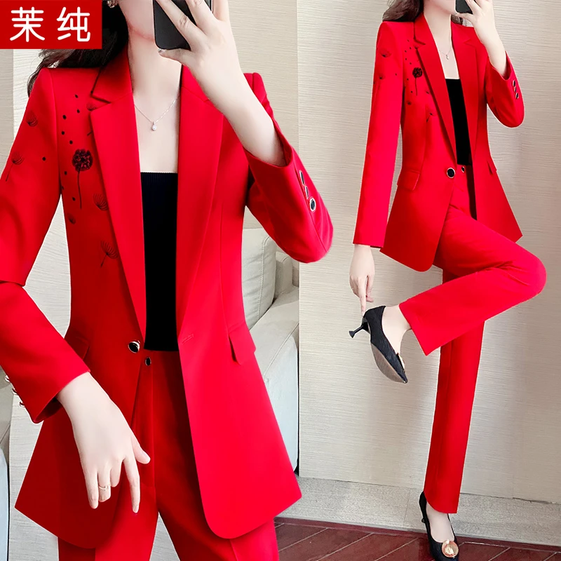 西装外套女春装2025年新款红色绣花高级感炸街小西服上衣职业洋气