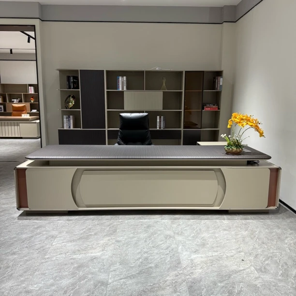 老板办公桌总裁大班台办公家具桌椅组合高端时尚经理主管电脑桌子