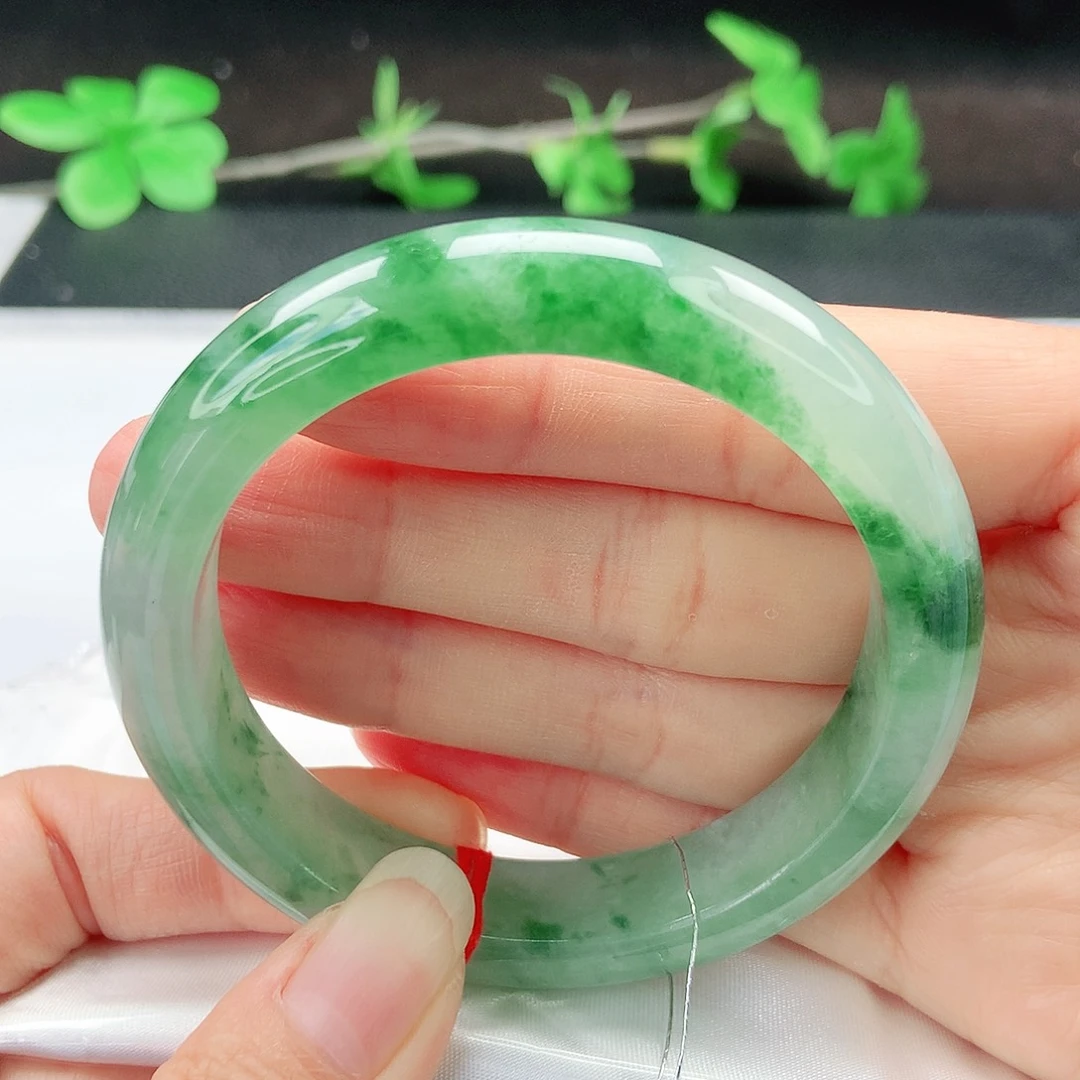 翡翠未镶嵌手镯56圈