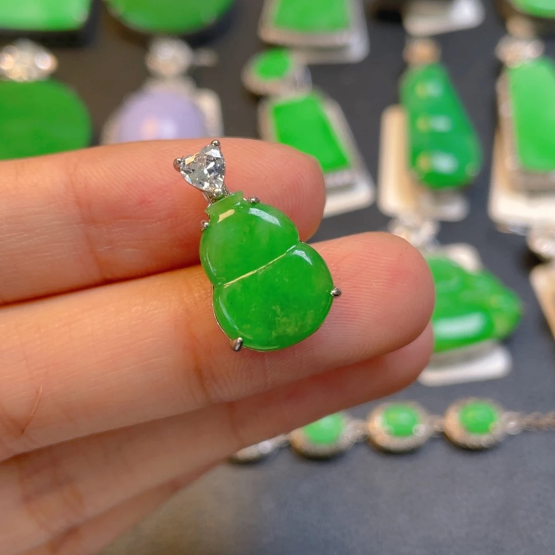 翡翠银S925镶嵌颈饰