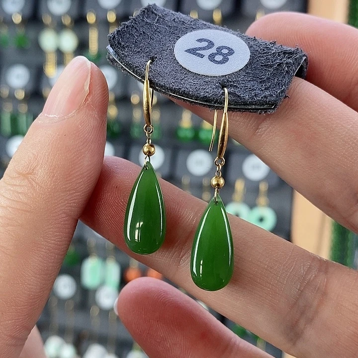 和田玉耳饰18K金镶嵌