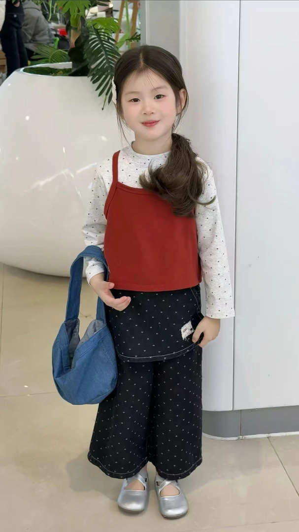 2025韩版春季新款女童洋气圆点打底衫屁帘牛仔裤红背心三件套装