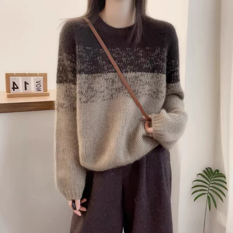 （品质放心）慵懒软糯渐变条纹粗针圆领女装减龄休闲秋冬长袖毛衣