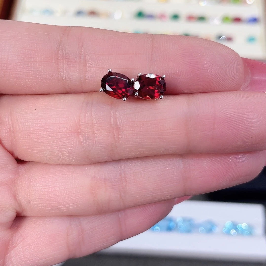 石榴石（芬达石）耳饰银S925镶嵌石榴石耳钉