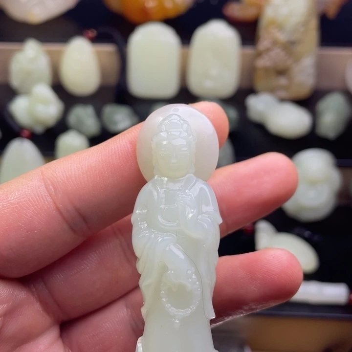 和田玉（糖玉）未镶嵌颈饰