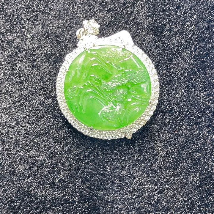 翡翠颈饰未镶嵌25，