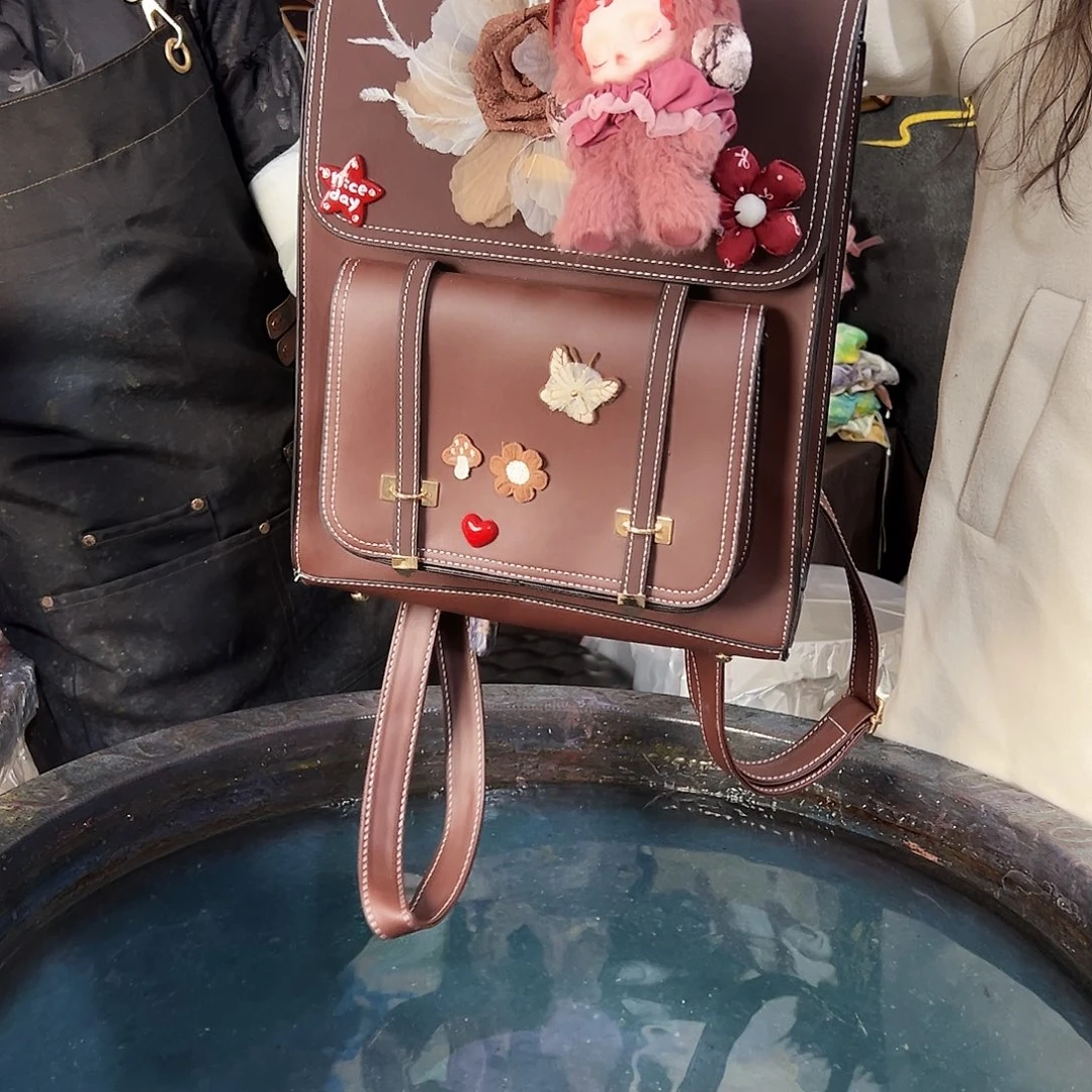 娃包手作棕红不退不换