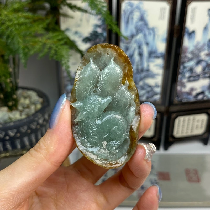 毛货 俏色红翡九尾狐狐仙挂件 天然翡翠A货