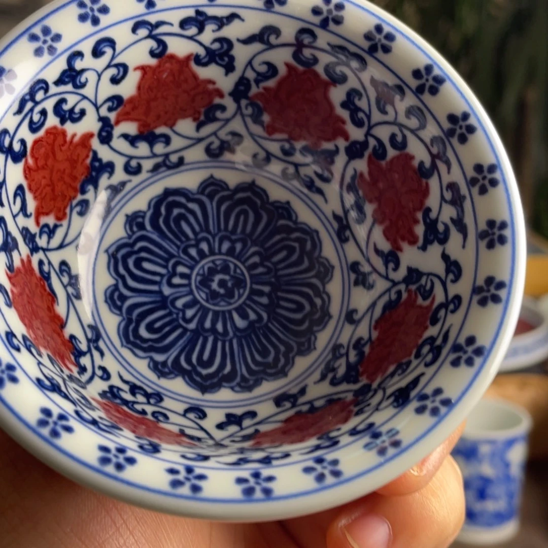 釉里红缠枝莲压手杯满工