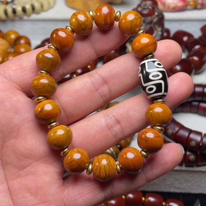 牦牛骨苹果珠雕刻卡13.7