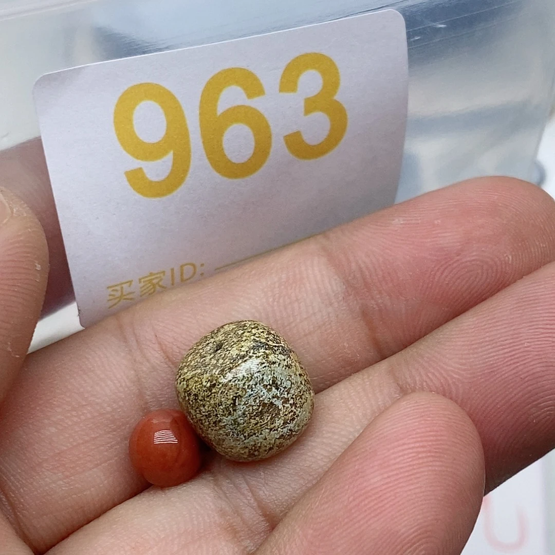 未镶嵌南红玛瑙珠宝奇石