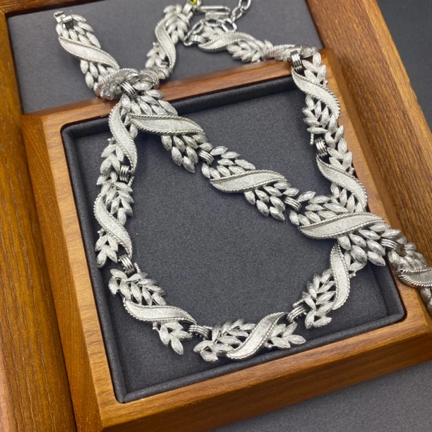 合金项链 LL 中古vintage Trifari翠法丽套装