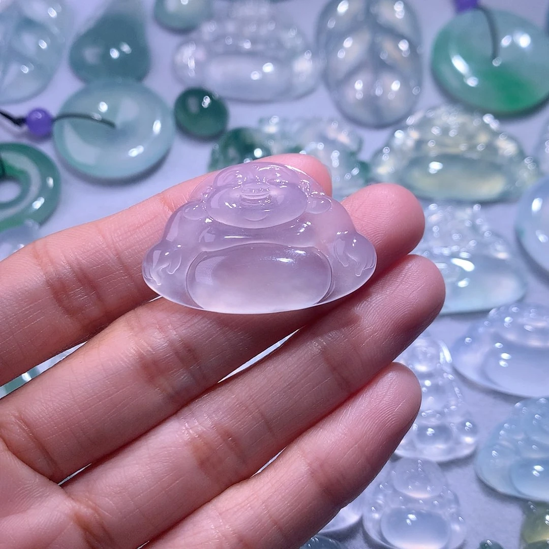 【闪购商品】翡翠颈饰未镶嵌佛