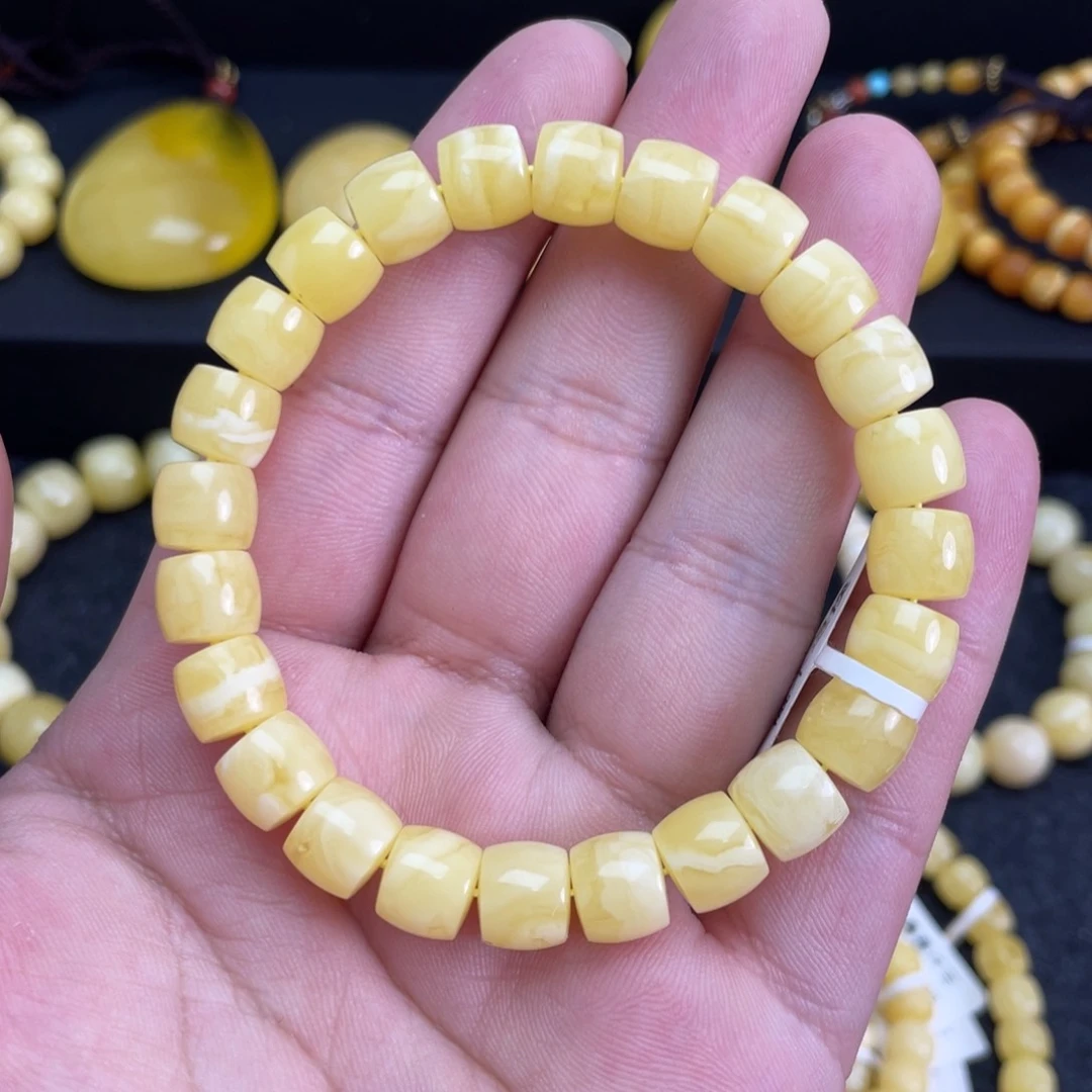 未镶嵌琥珀珠宝奇石