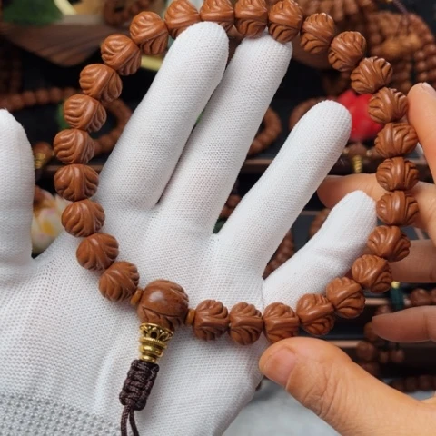 吊坠桃核岁****ʔ14顶货双脊龙手持