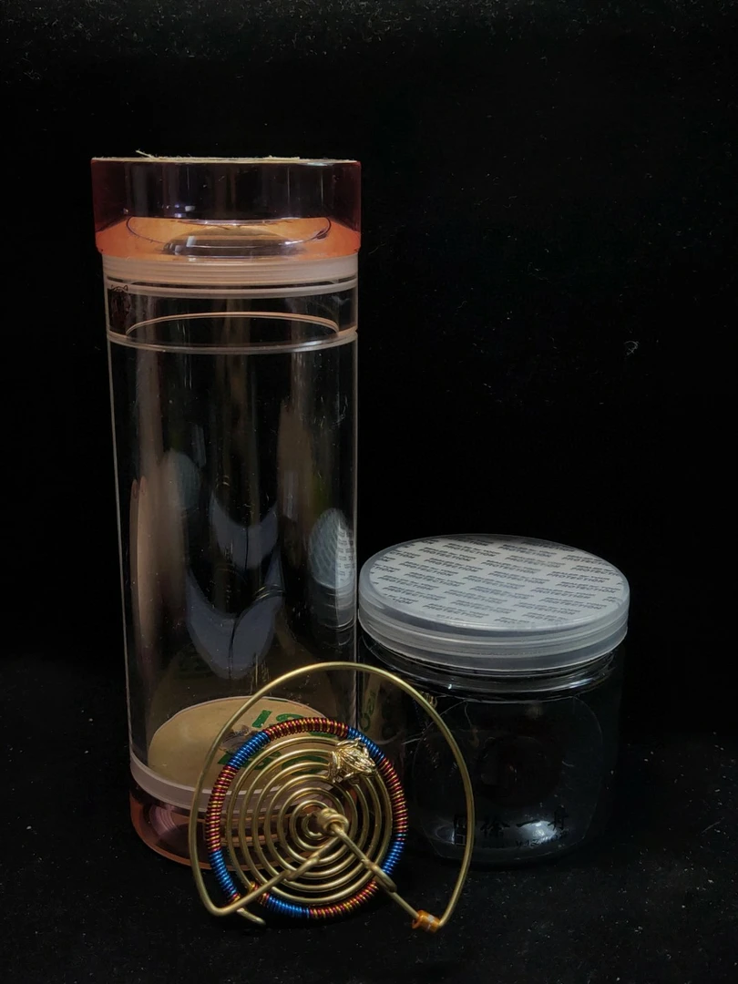 s95老王虎头标水晶高尺寸蝈蝈罐配徐一舟黄铜青蛙簧高尺寸55×155