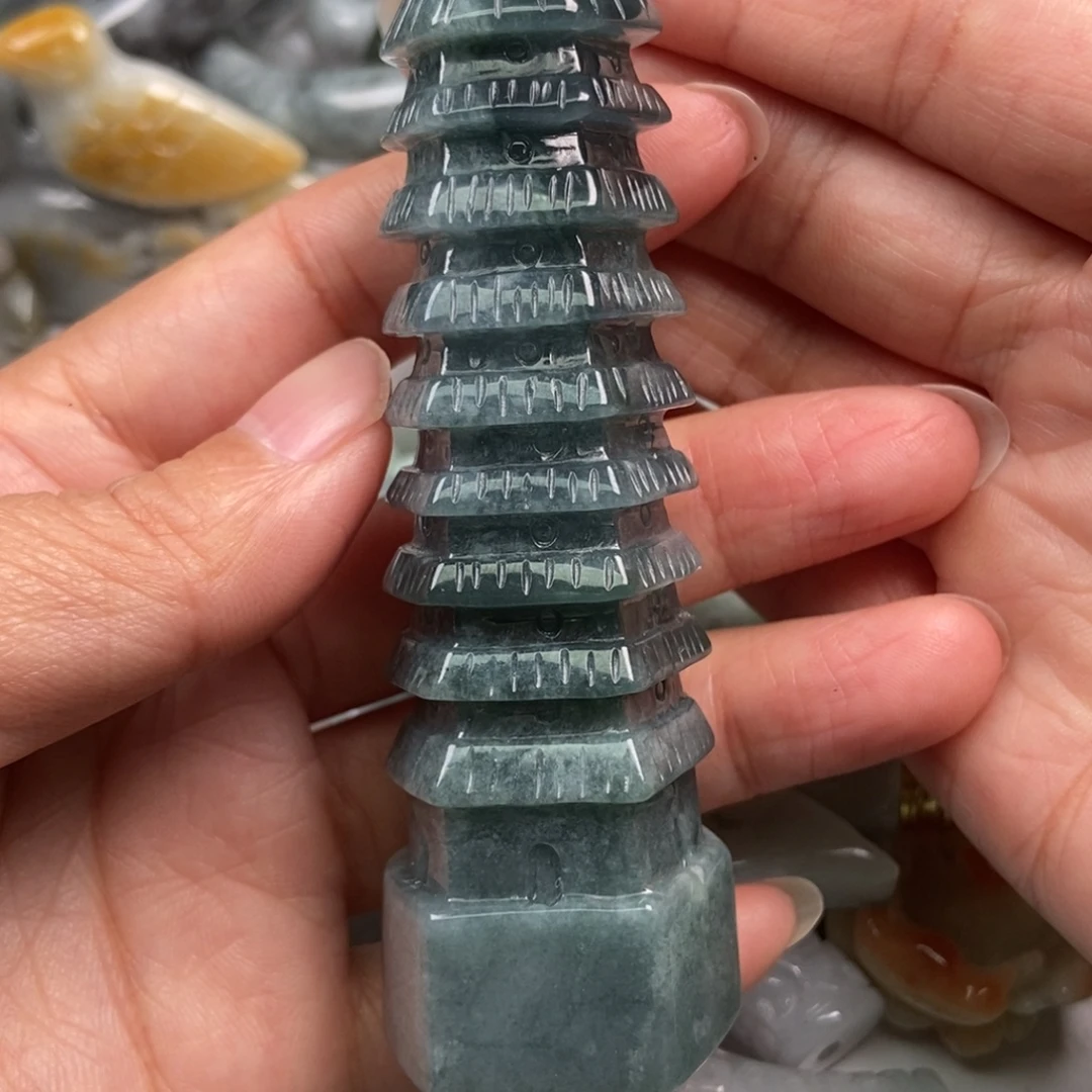 山***哥翡翠未镶嵌颈饰翡翠