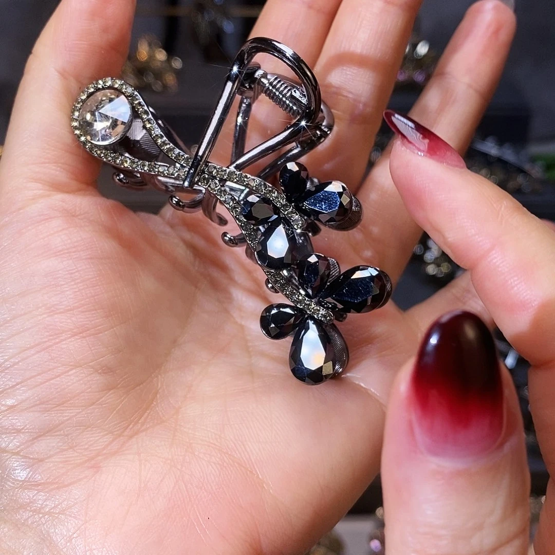 合成立方氧化锆铁合金