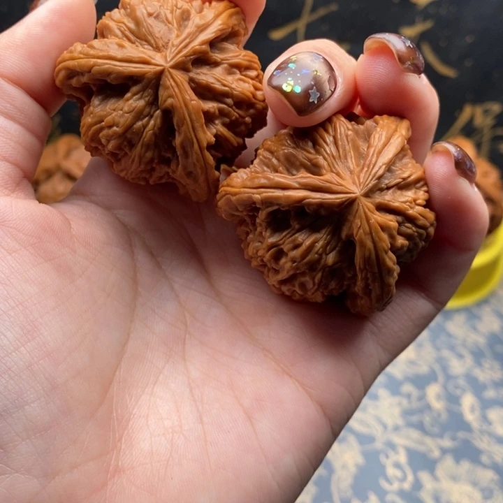 懂***你吊坠文玩核桃白狮子