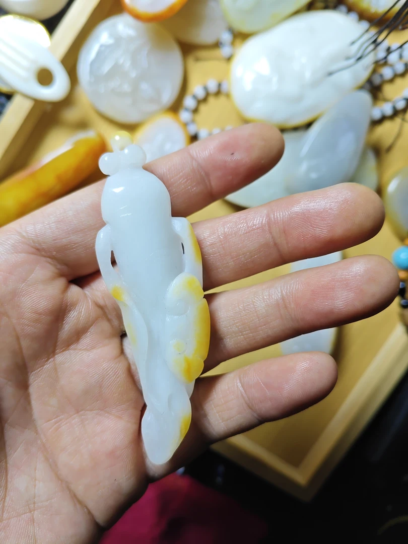 和田玉精品挂件立体人参人生如意