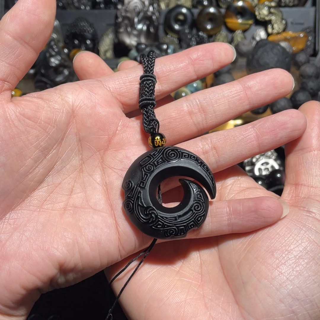 黑曜岩颈饰未镶嵌