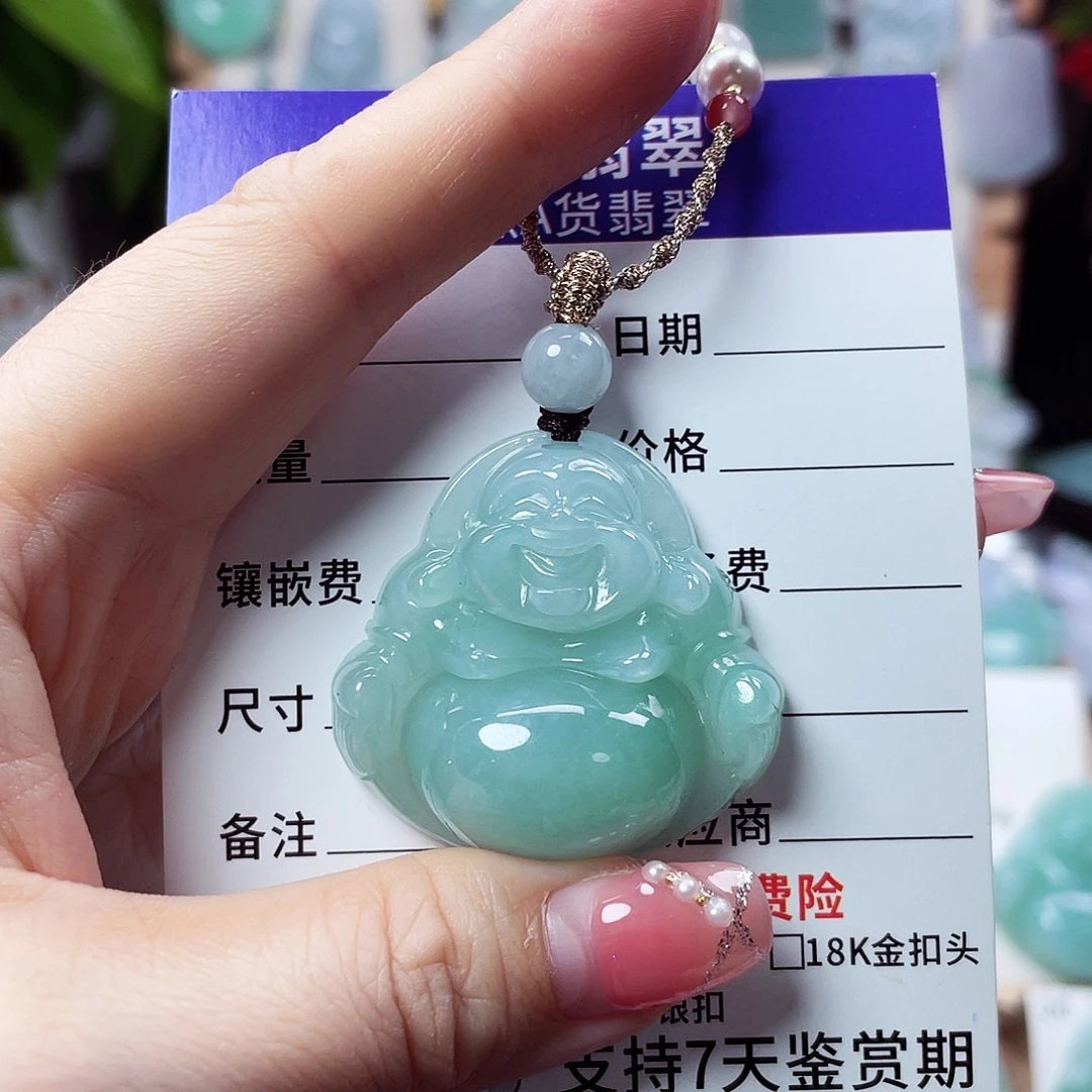 翡翠未镶嵌颈饰佛公51
