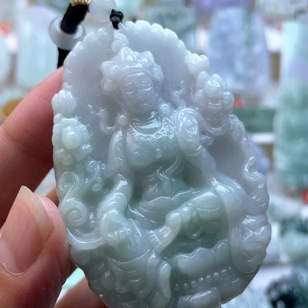 【闪购商品】颈饰未镶嵌翡翠渡母观音