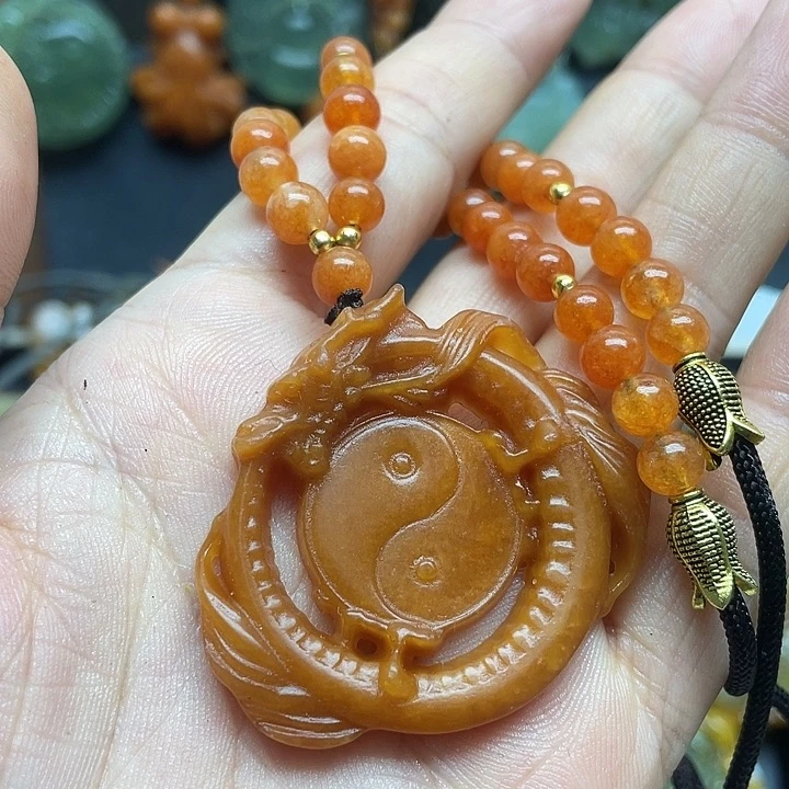 未镶嵌蛇纹石玉颈饰