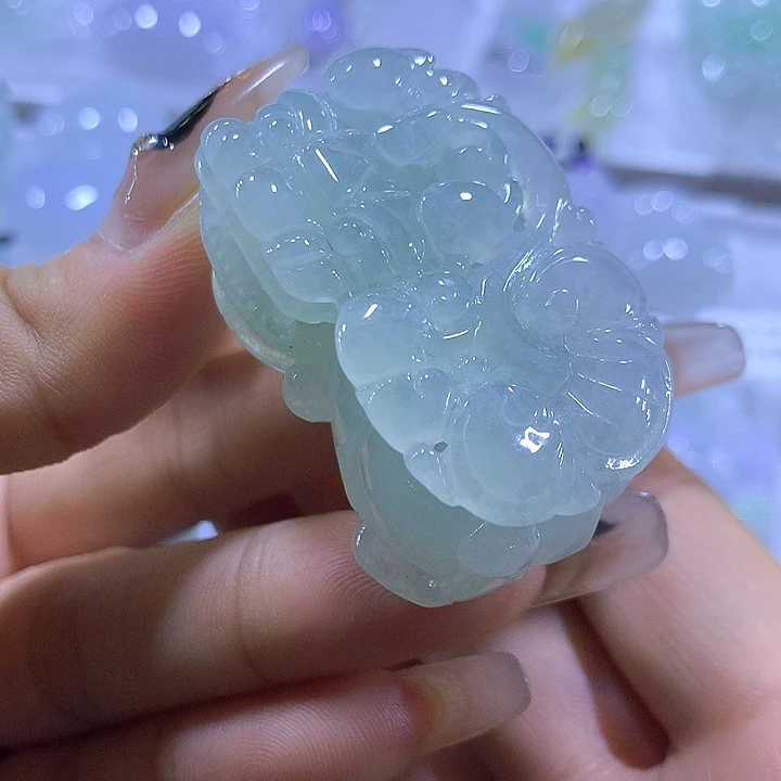 颈饰未镶嵌翡翠天然翡翠A货吊坠