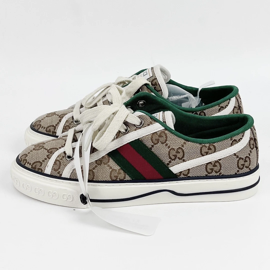 99新 GUCCI/古驰 35.5码 1977老花满印板鞋 99新 xz0189