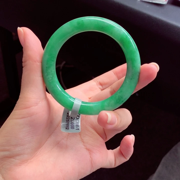 翡翠未镶嵌手镯翡翠