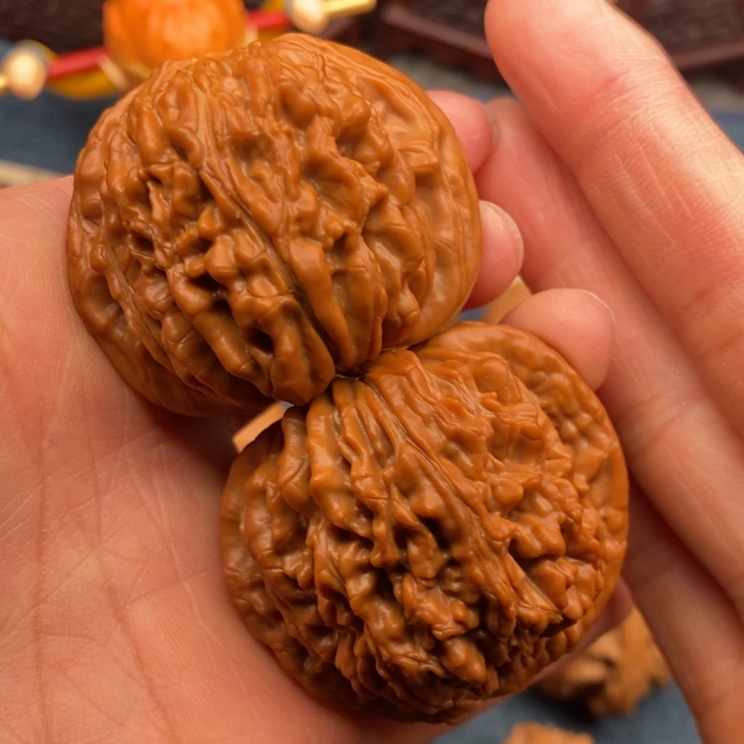 文玩核桃把件45全品毕业汉高楼