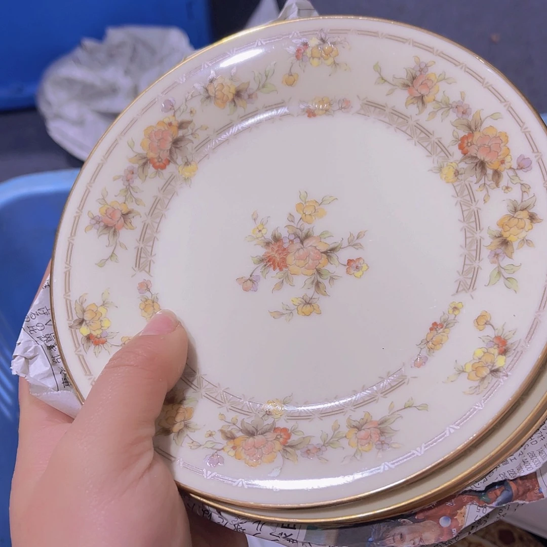 瓷片顿*羽毛球赛也很不错了打个招呼