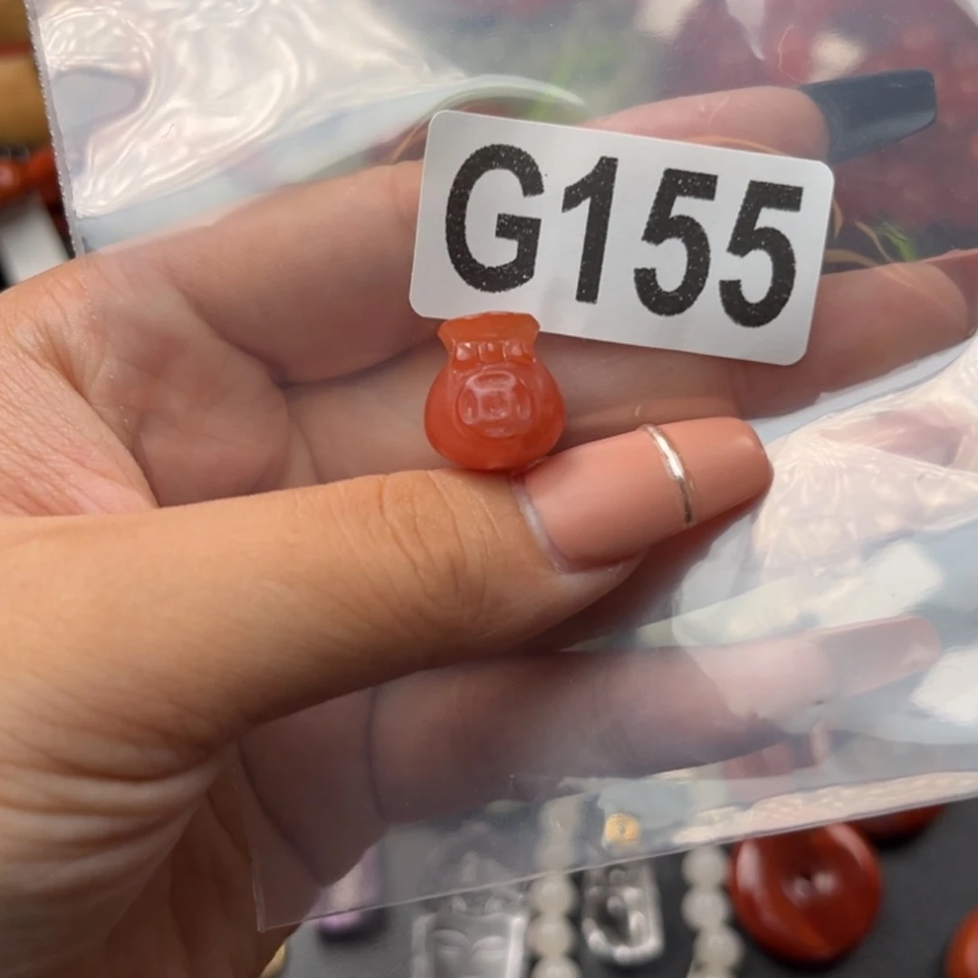 南红玛瑙未镶嵌珠宝奇石