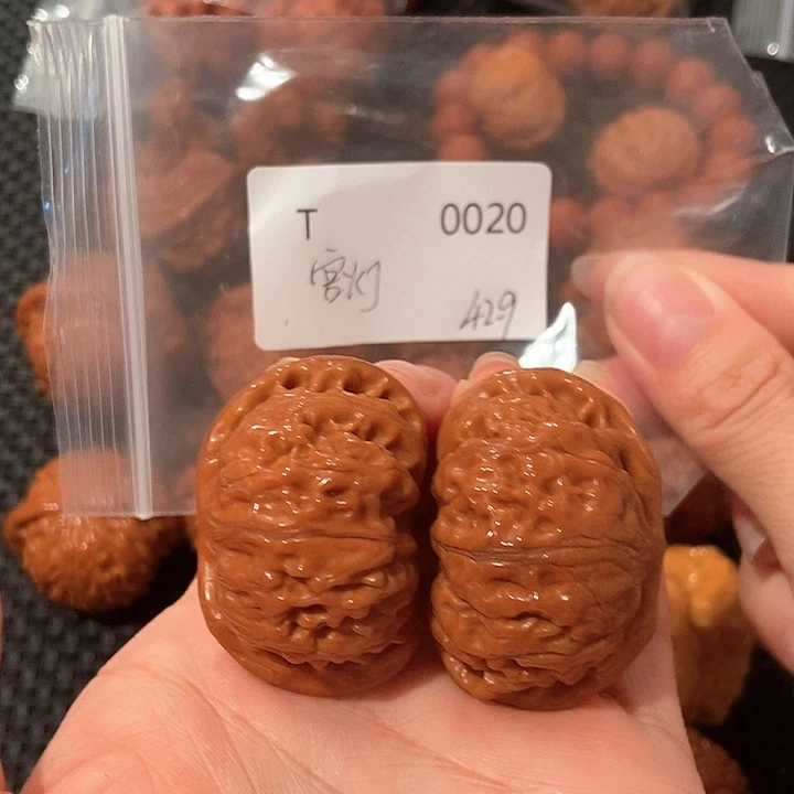 文玩核桃吊坠宫灯42.9