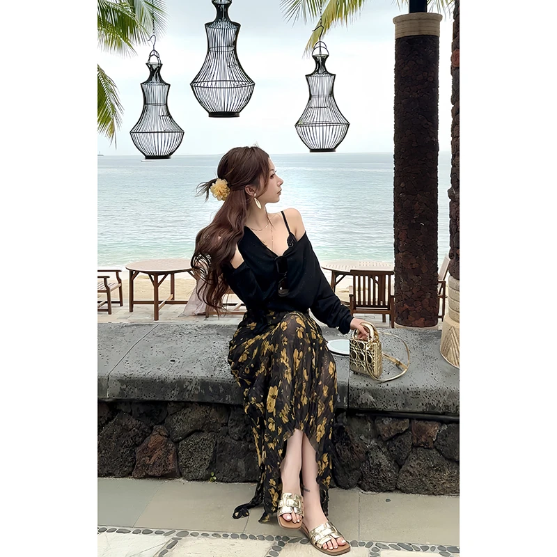 小雨姐姐夏款【黄鸢半身裙】复古不规则开叉碎花半身裙女2025新款