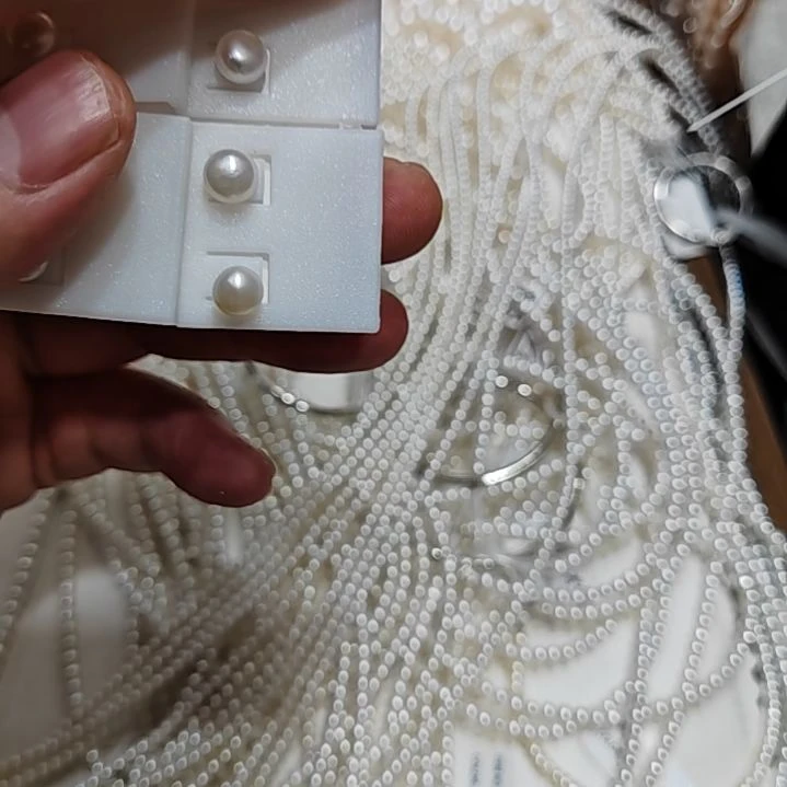 未镶嵌耳饰淡水珍珠