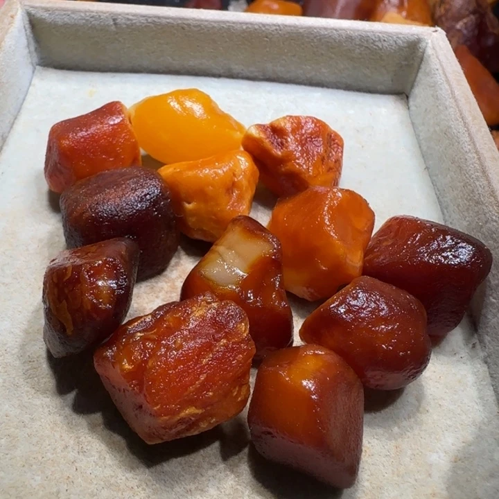 未镶嵌定制琥珀专属定制