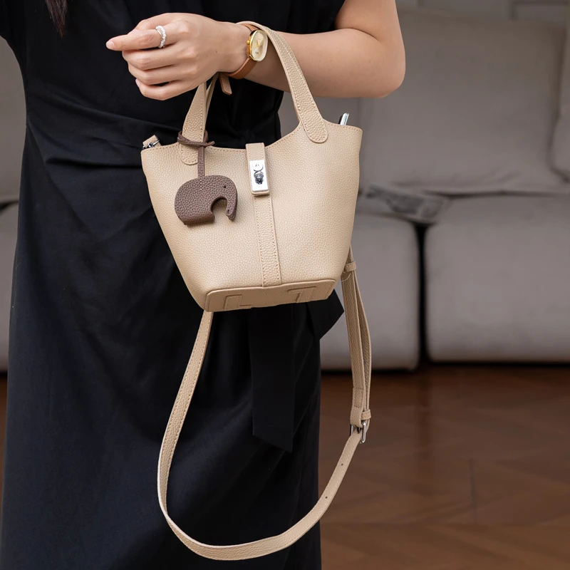 2025秋季新款真皮休闲大容量菜篮子包纯牛皮斜挎手提小包包女百搭