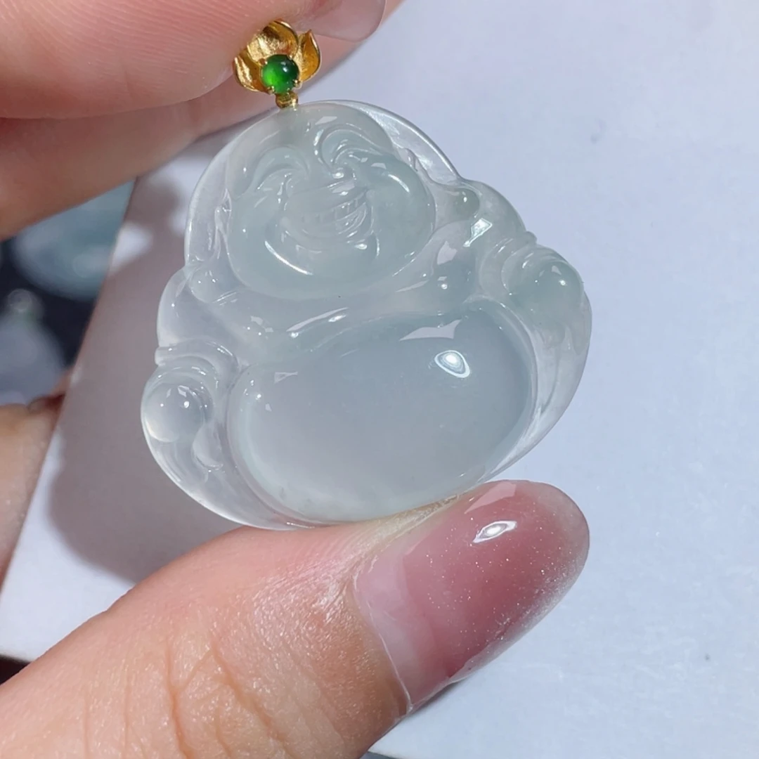 翡翠18K金镶嵌颈饰佛公