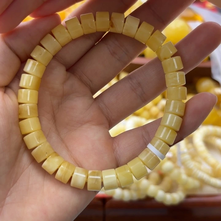 未镶嵌蜜蜡珠宝奇石