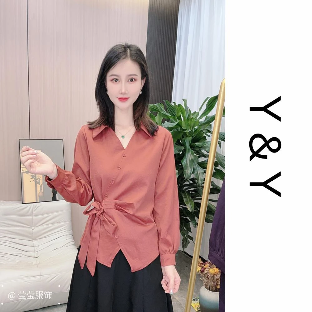 M-2025年早秋新款长袖V领宽松型修身设计感套头衬衫