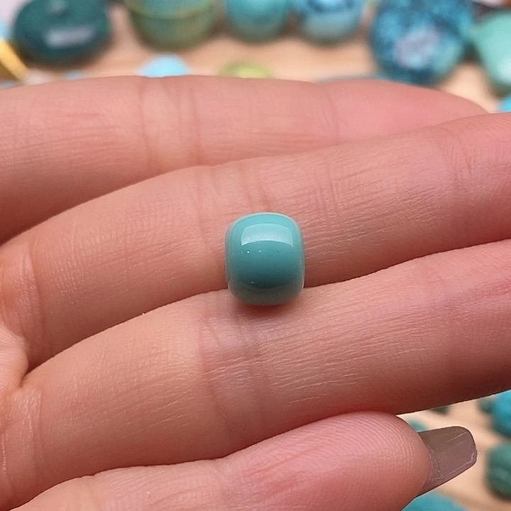 绿松石未镶嵌原矿高瓷绿松石配饰