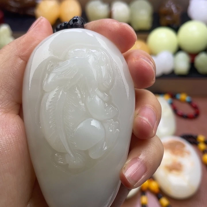 晴***哥石材天然古青石手把件